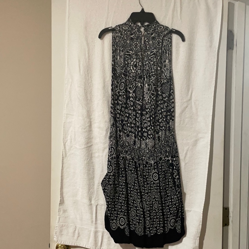 Black and White Jumper